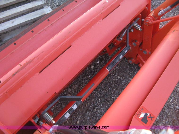 image for item H4495 Kubota LA854 loader