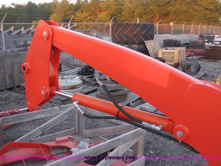 image for item H4495 Kubota LA854 loader