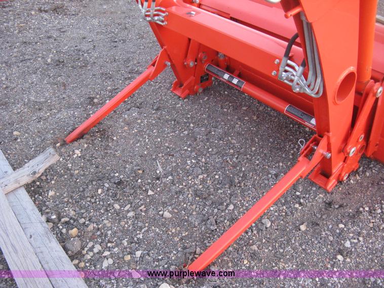 image for item H4495 Kubota LA854 loader