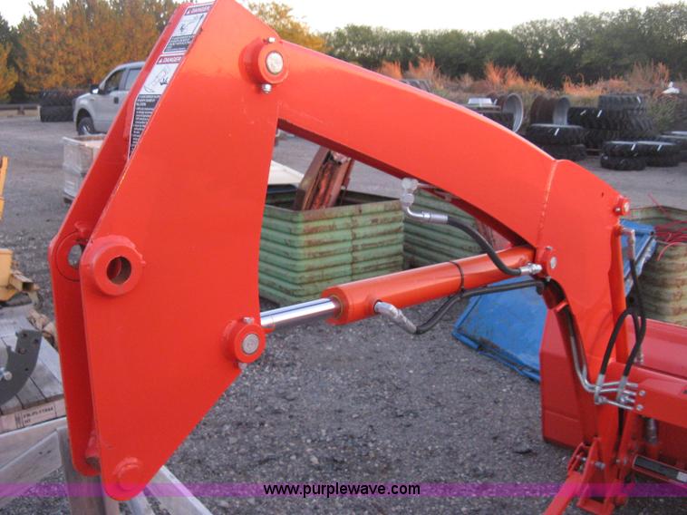 image for item H4495 Kubota LA854 loader
