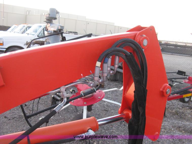 image for item H4495 Kubota LA854 loader