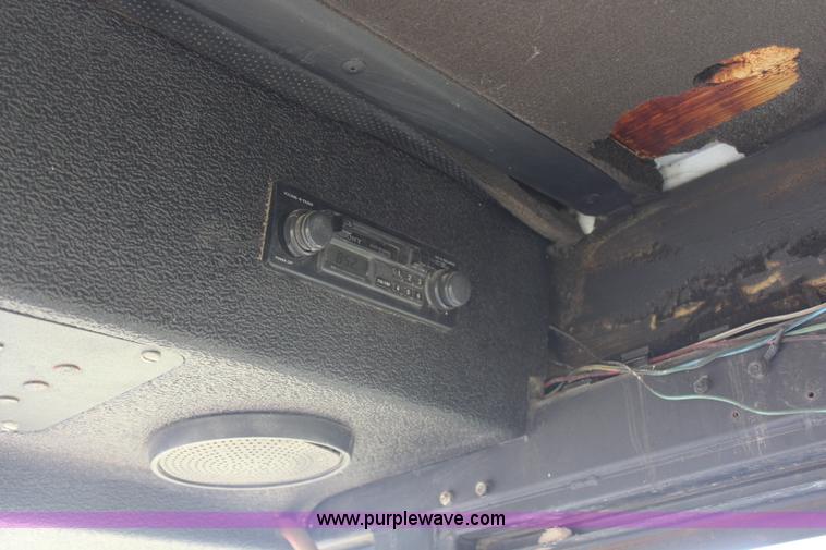 image for item H6787 1988 Ag-Chem TerraGator 1664T floater chassis