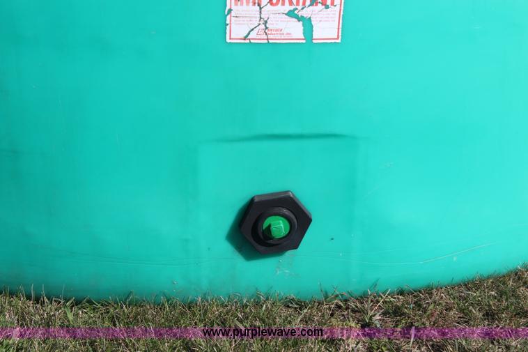 image for item H6888 5,000 gallon poly tank