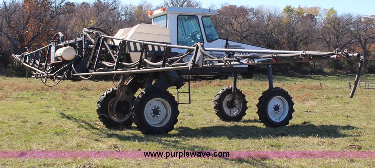 image for item H7935 1995 SpraCoupe 3630 self-propelled sprayer