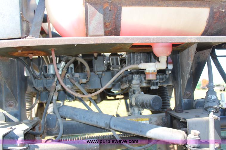 image for item H7935 1995 SpraCoupe 3630 self-propelled sprayer