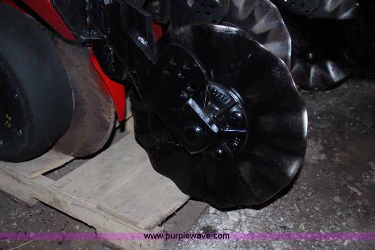 image for item H7939 White 8606 6/11 split row no-till planter