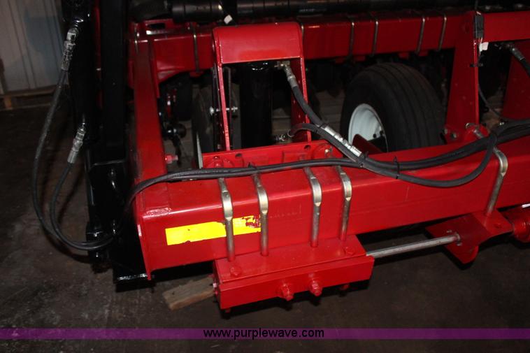 image for item H7939 White 8606 6/11 split row no-till planter