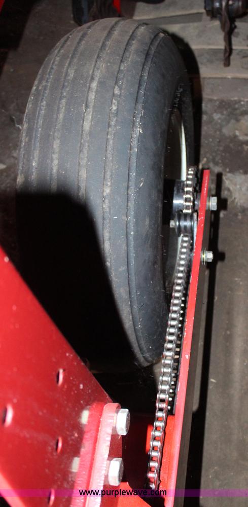 image for item H7939 White 8606 6/11 split row no-till planter