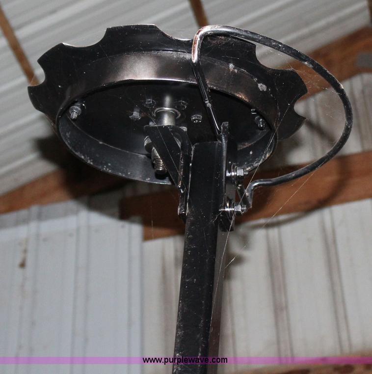 image for item H7939 White 8606 6/11 split row no-till planter