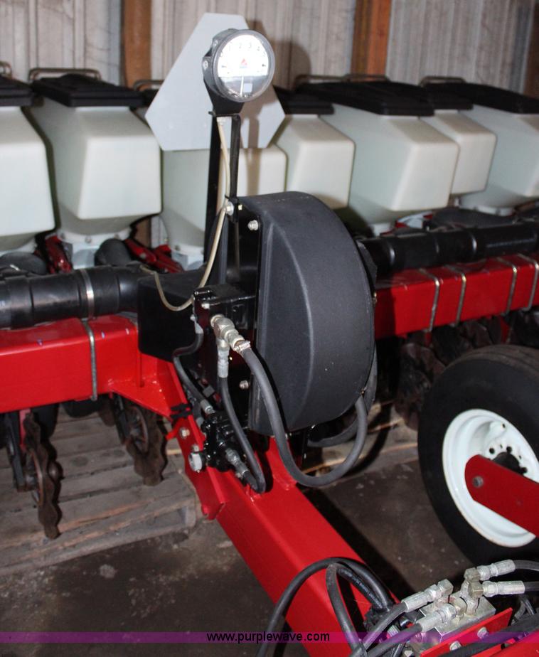 image for item H7939 White 8606 6/11 split row no-till planter