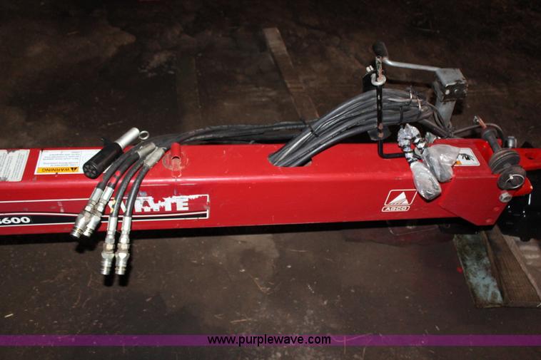 image for item H7939 White 8606 6/11 split row no-till planter