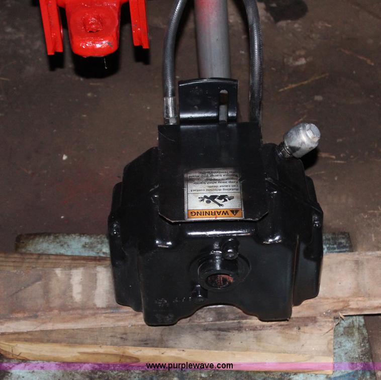 image for item H7939 White 8606 6/11 split row no-till planter