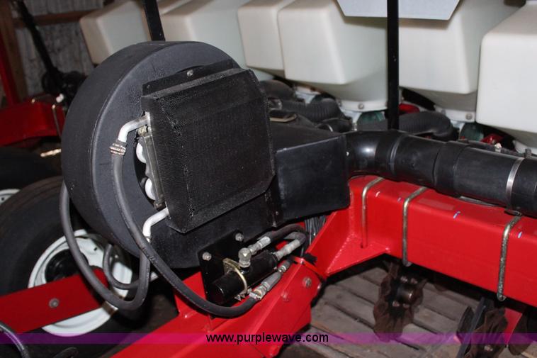 image for item H7939 White 8606 6/11 split row no-till planter