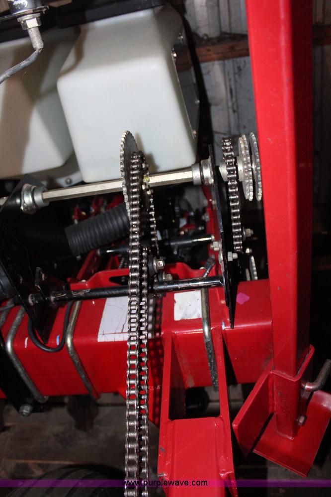 image for item H7939 White 8606 6/11 split row no-till planter