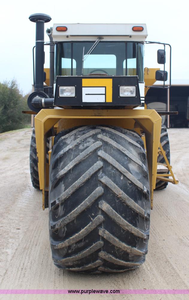 image for item H7961 1992 Ag-Chem TerraGator 1603T dry fertilizer spreader truck