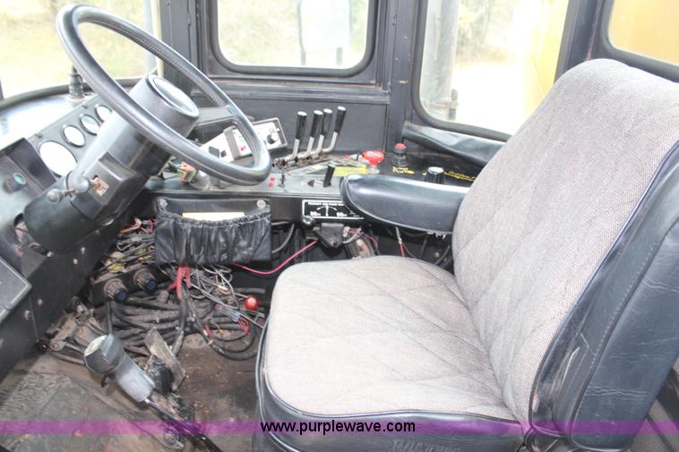 image for item H7961 1992 Ag-Chem TerraGator 1603T dry fertilizer spreader truck