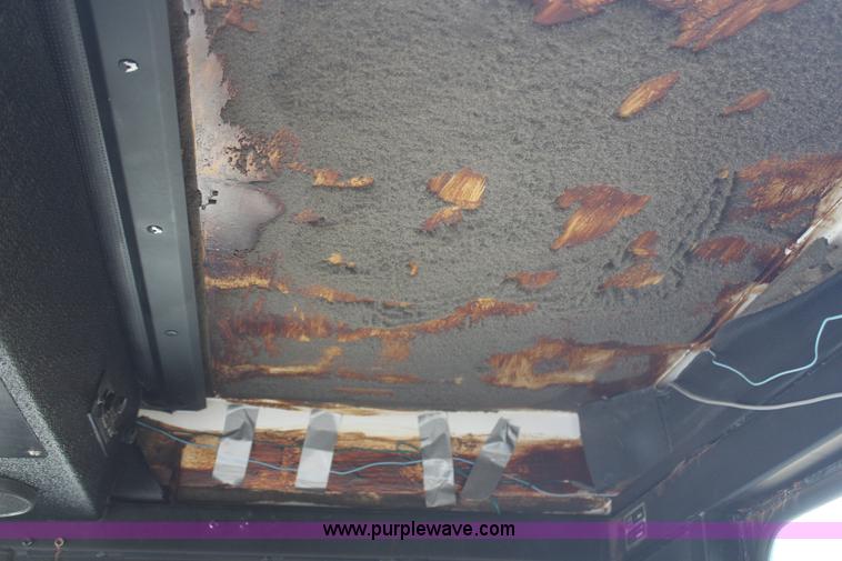 image for item H7961 1992 Ag-Chem TerraGator 1603T dry fertilizer spreader truck