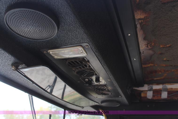 image for item H7961 1992 Ag-Chem TerraGator 1603T dry fertilizer spreader truck