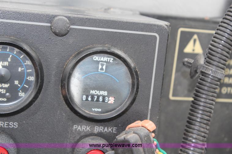 image for item H7961 1992 Ag-Chem TerraGator 1603T dry fertilizer spreader truck