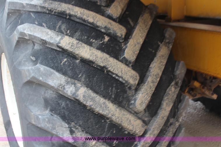 image for item H7961 1992 Ag-Chem TerraGator 1603T dry fertilizer spreader truck