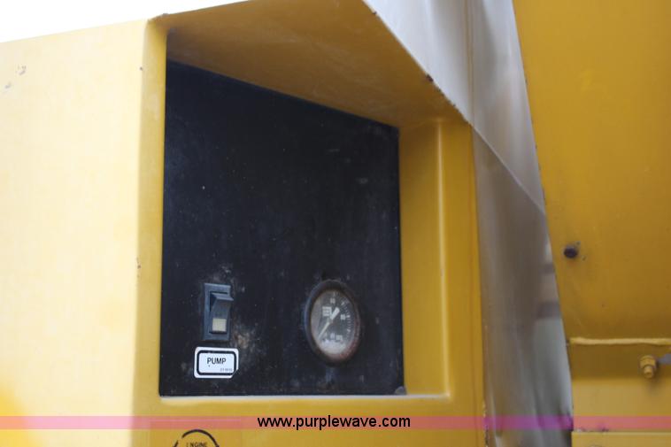 image for item H7961 1992 Ag-Chem TerraGator 1603T dry fertilizer spreader truck