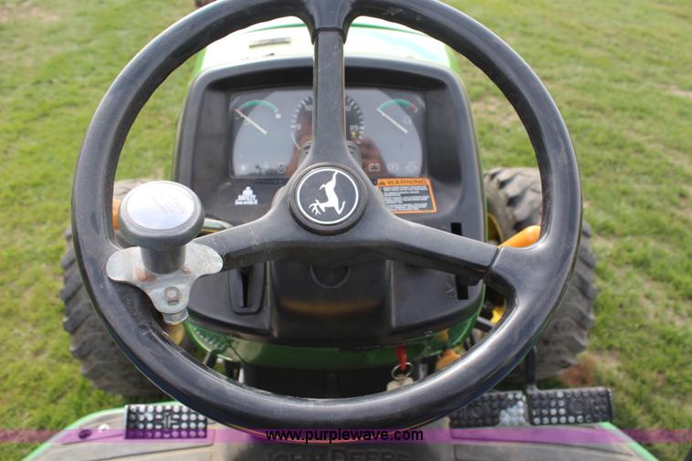 image for item H7971 2002 John Deere 4610 MFWD tractor