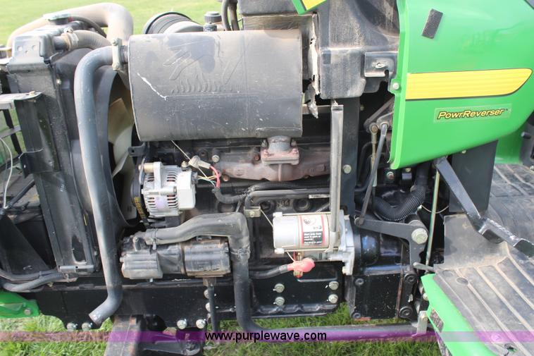 image for item H7971 2002 John Deere 4610 MFWD tractor