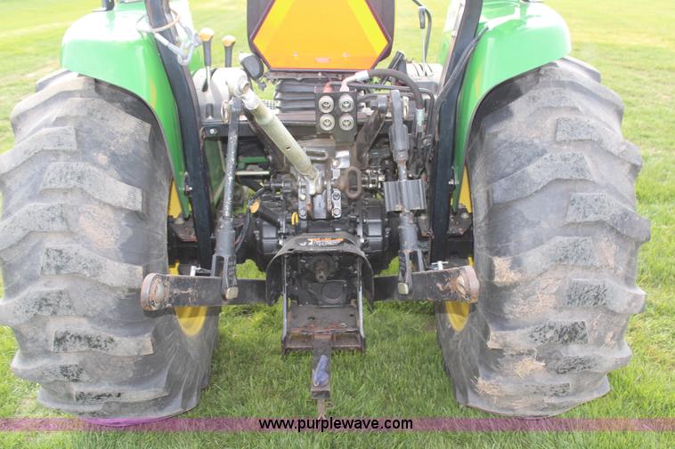 image for item H7971 2002 John Deere 4610 MFWD tractor
