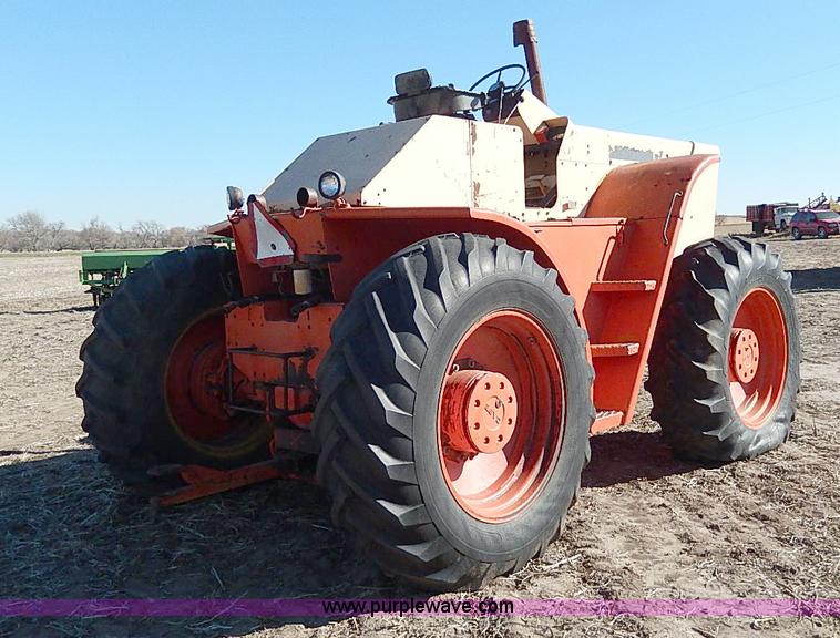 image for item I4263 Case 1200 Traction King 4WD tractor