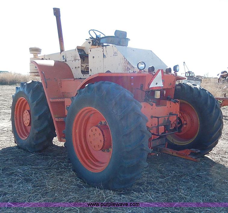 image for item I4263 Case 1200 Traction King 4WD tractor