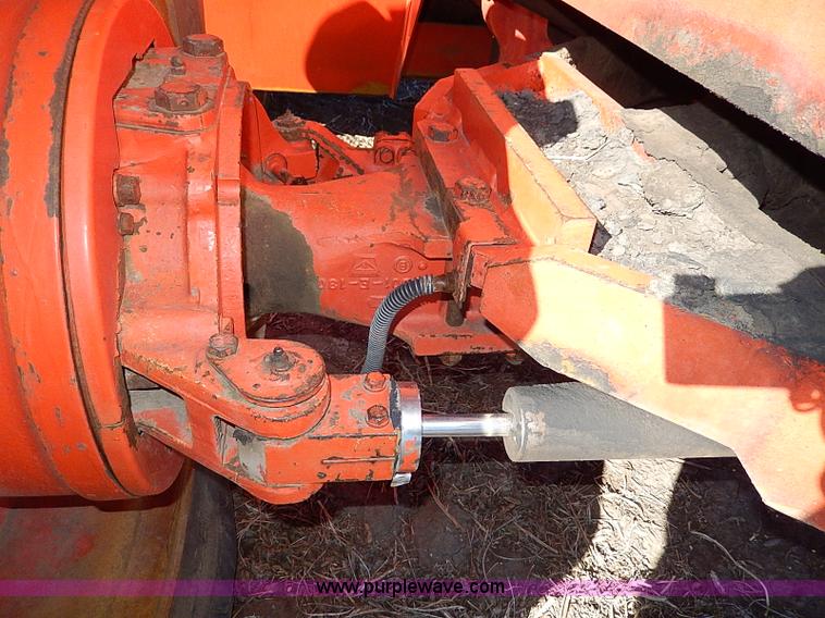 image for item I4263 Case 1200 Traction King 4WD tractor