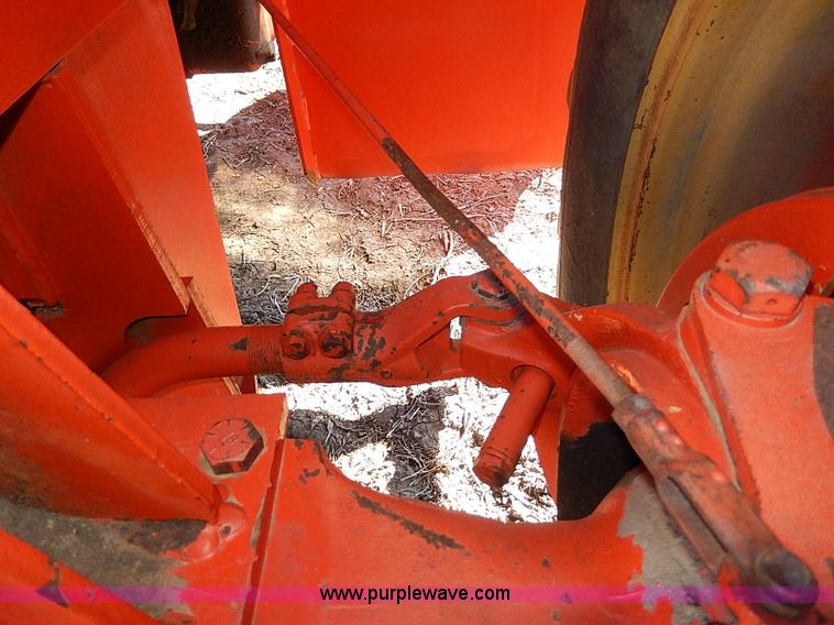 image for item I4263 Case 1200 Traction King 4WD tractor