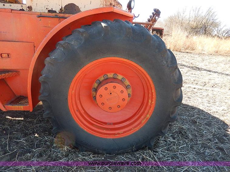 image for item I4263 Case 1200 Traction King 4WD tractor