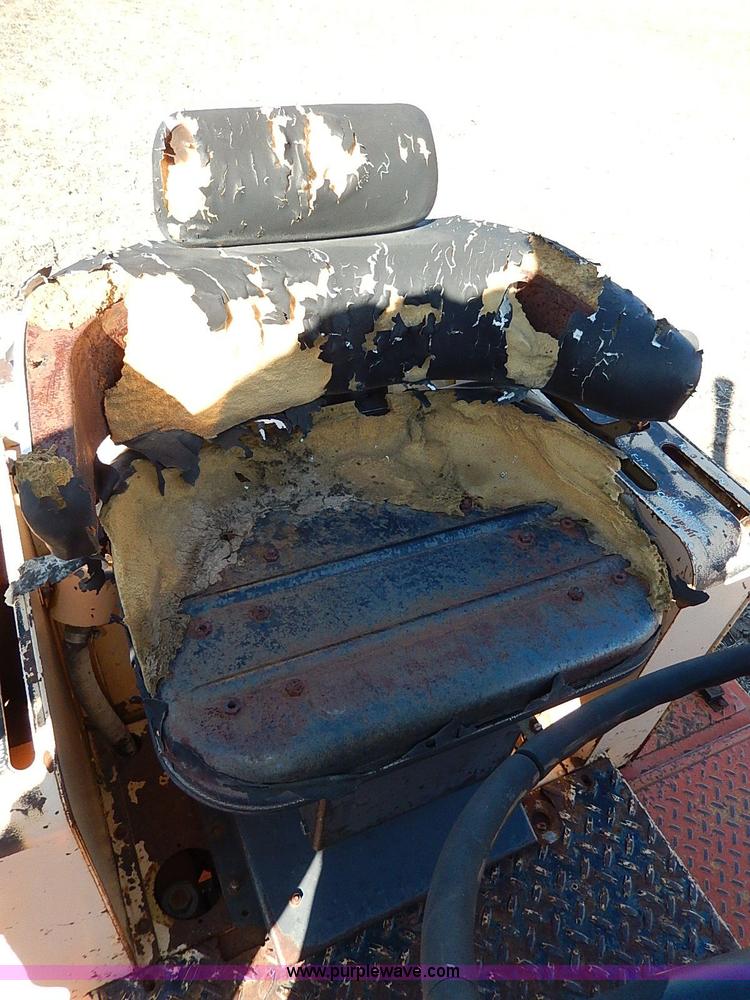 image for item I4263 Case 1200 Traction King 4WD tractor