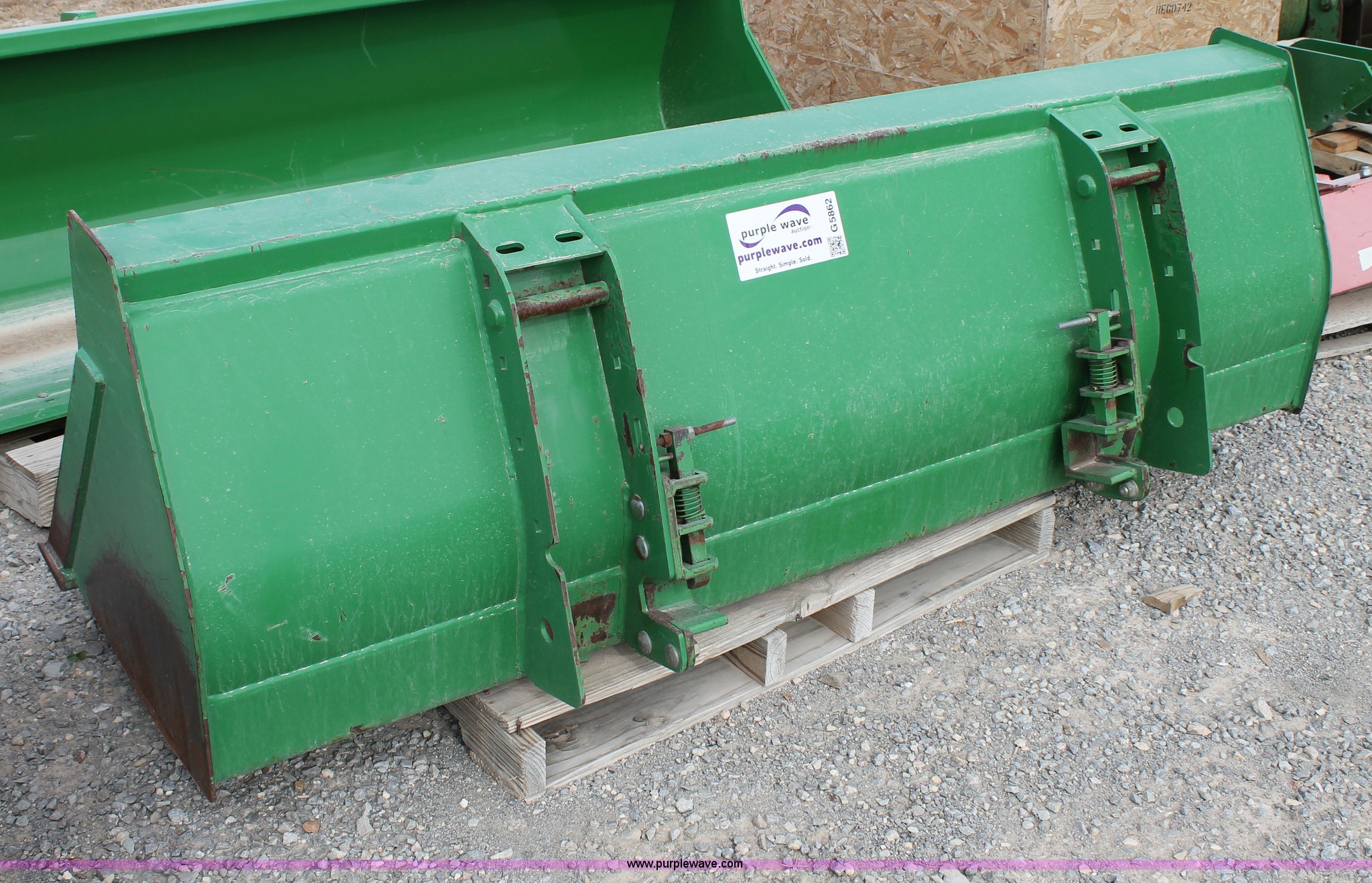 John Deere loader bucket in Amarillo, TX Item G5862 sold Purple Wave