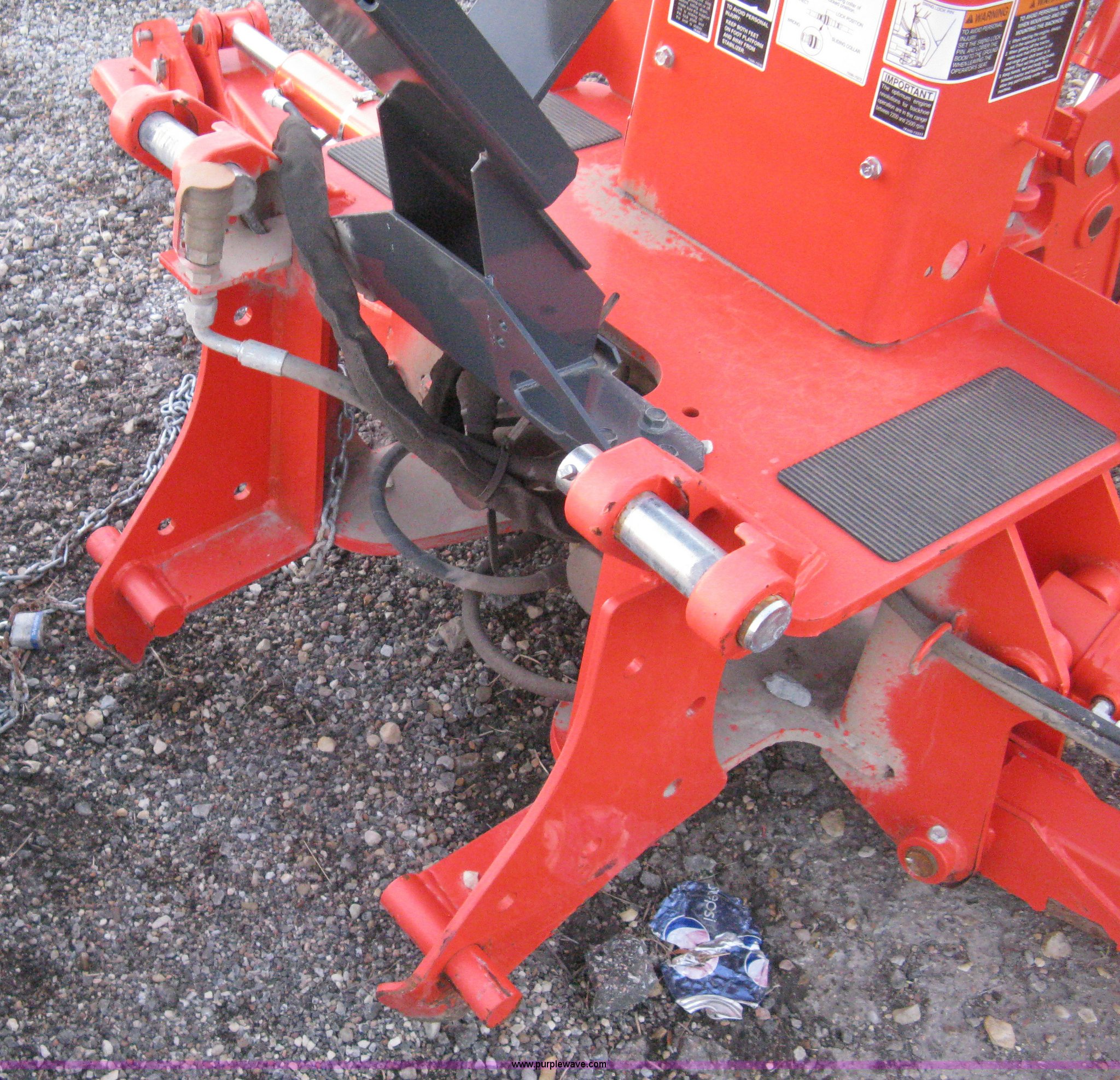 Kubota BH92 backhoe attachment in Hesston, KS Item H4494 sold Purple Wave