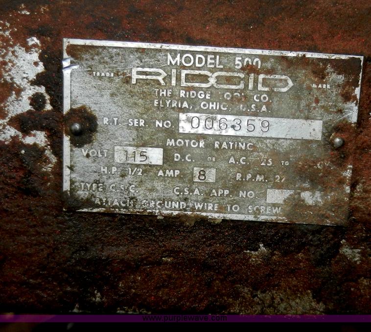 image for item AT9289 Ridgid 500 threading machine with pipe vise