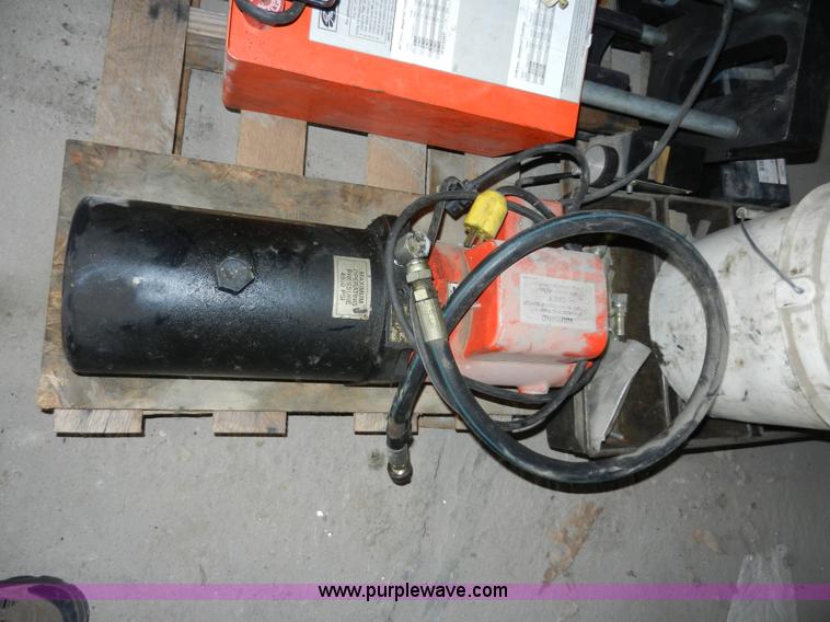 image for item AT9300 Power Crimp 707 hose making machine