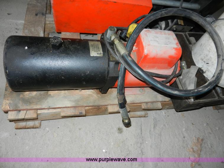 image for item AT9300 Power Crimp 707 hose making machine