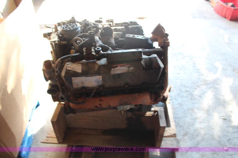 image for item AU9945 International 7.3L diesel engine