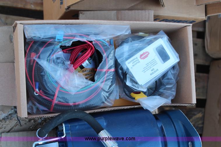 image for item AU9953 (6) Muncie power take offs