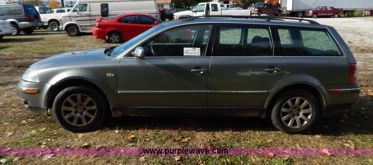 image for item B5990 2002 Volkswagen Passat GLS