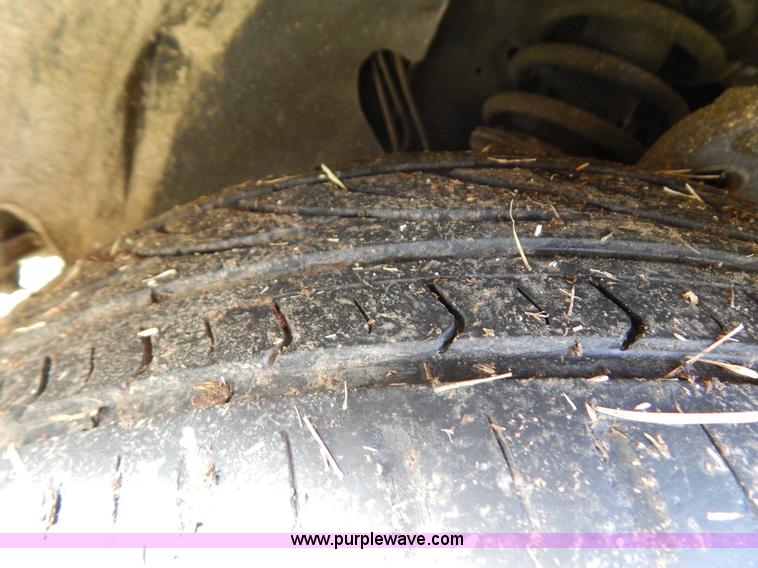 image for item B5990 2002 Volkswagen Passat GLS