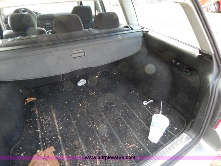 image for item B5990 2002 Volkswagen Passat GLS