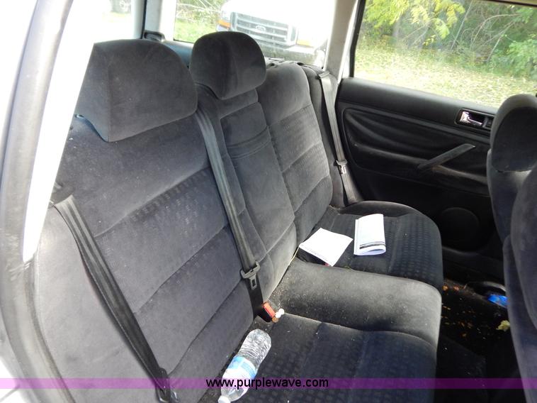 image for item B5990 2002 Volkswagen Passat GLS