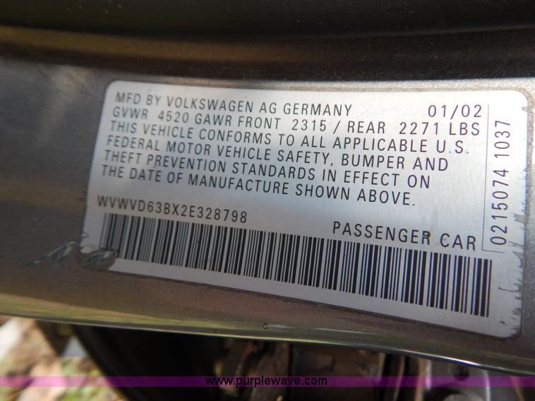 image for item B5990 2002 Volkswagen Passat GLS