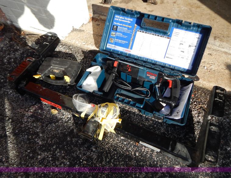 image for item B5991 Bosch Bull Dog Extreme hammer drill