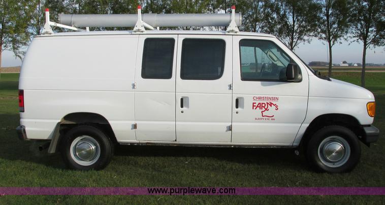 image for item E5217 2006 Ford E350 Super Duty van