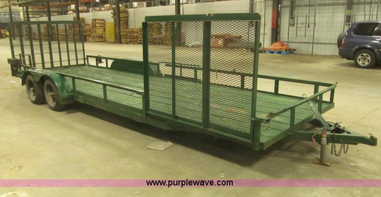 image for item F7193 2005 Outlaw 22' utility trailer