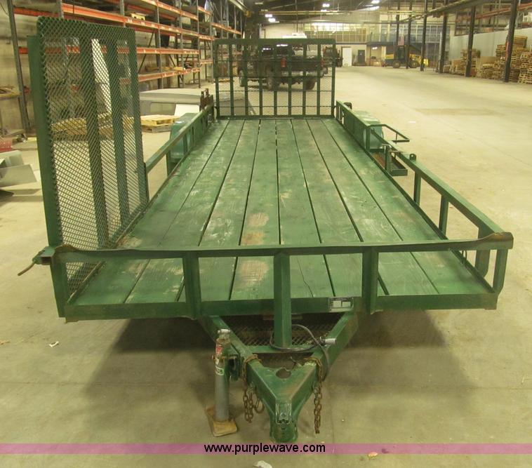 image for item F7193 2005 Outlaw 22' utility trailer